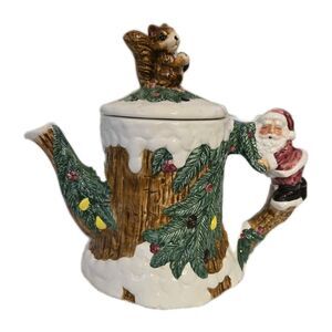 World Bazaar Santa Teapot ~ Christmas Tree & Squirrel on Lid, box Included